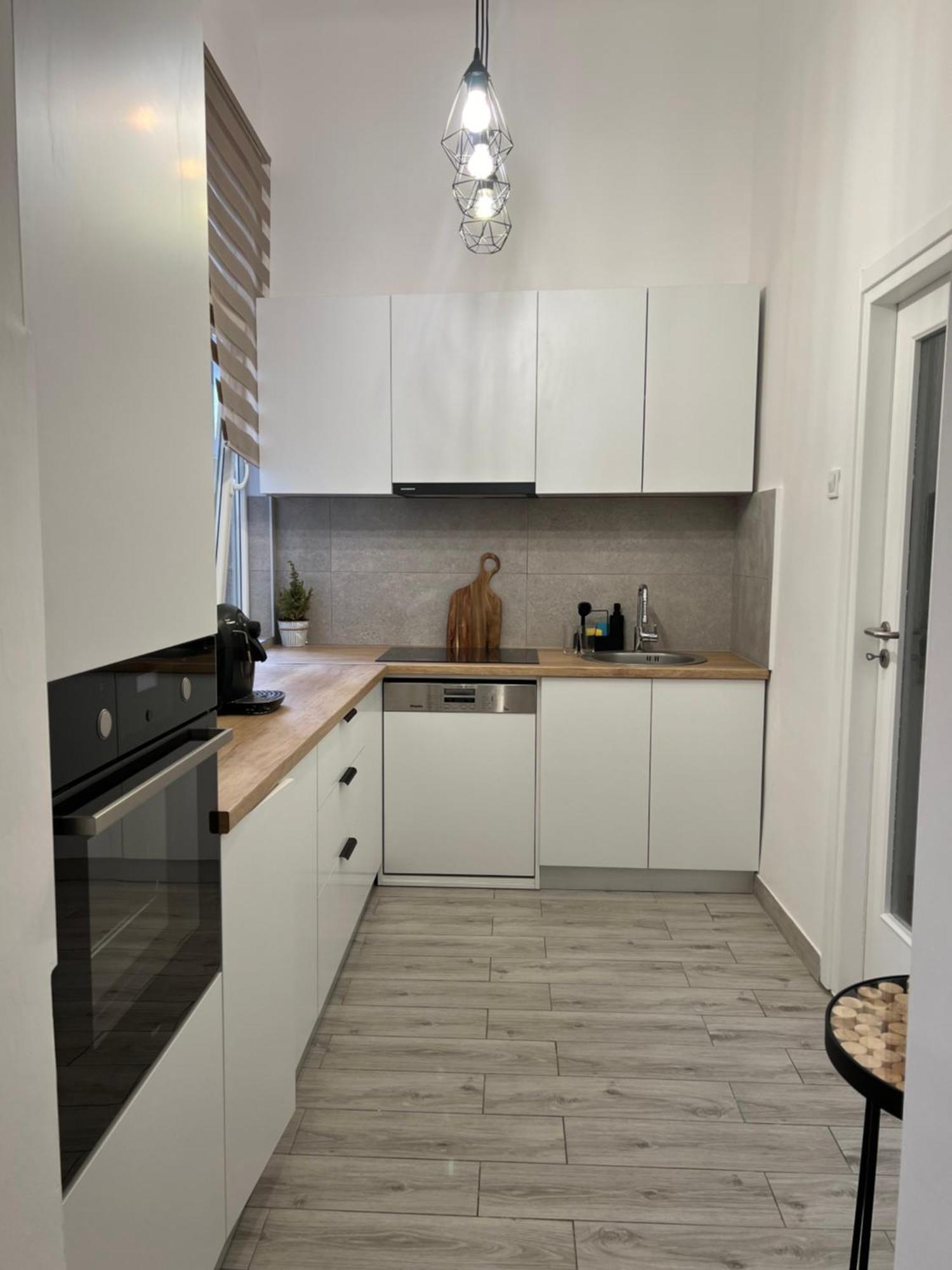 La Strada Central Apartament Oradea Luaran gambar